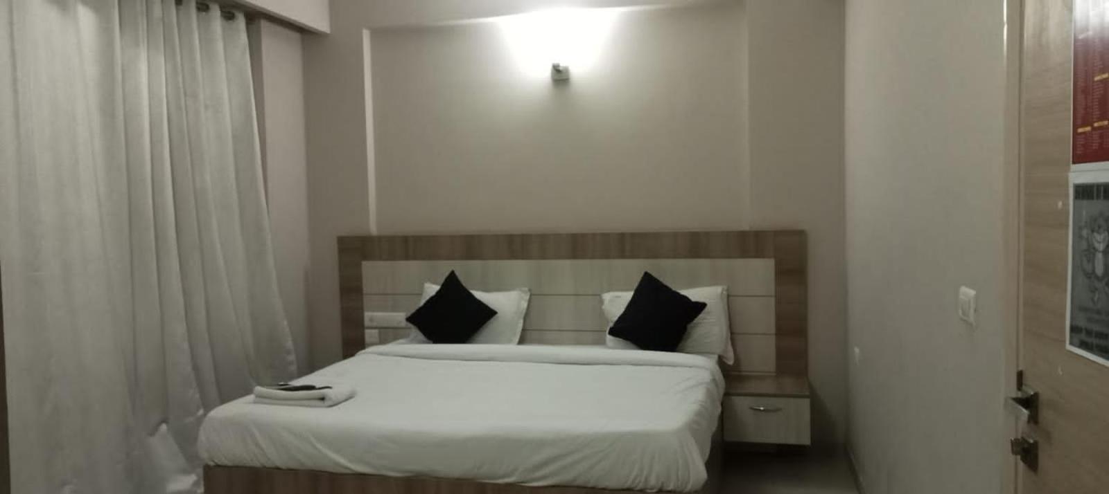 Apartment Omaxe Krishna Luxury *
